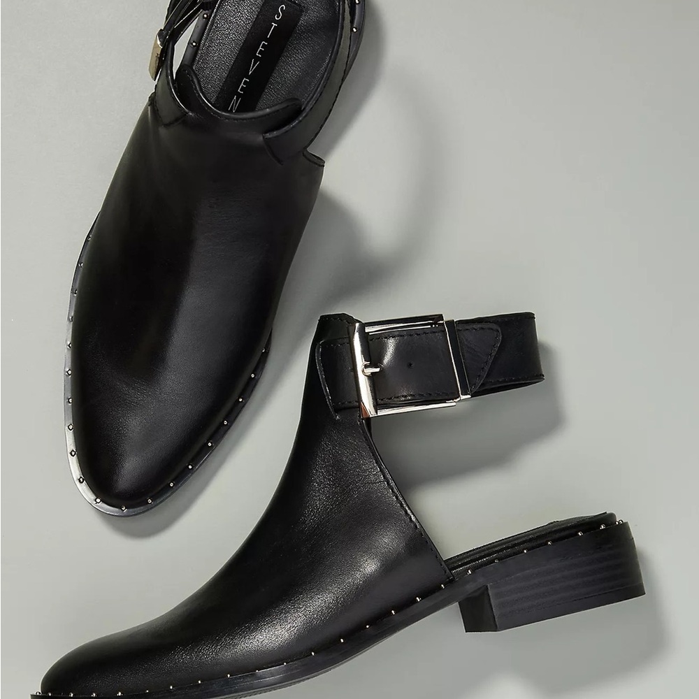 Steven by Steve Madden Cite Black Leather Mules with Buckle Detail sz 7